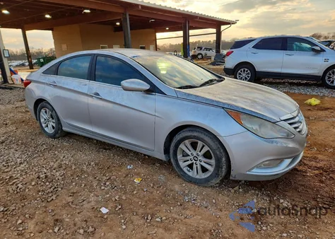 2013 Hyundai Sonata Gls z USA, uszkodzony, nr VIN 5NPEB4AC7DH737088